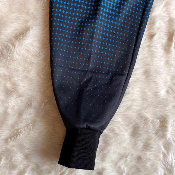 NWT NFL Team Apparel Carolina Panthers Black Blue Graident Jogger Pants Medium - Picture 5 of 6